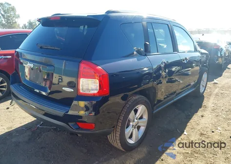 2011 Jeep Compass из США, поврежденный, VIN 1J4NT1FB5BD192131
